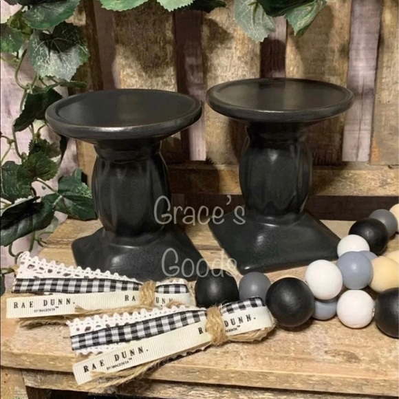 2 Farmhouse White Ceramic Risers/Pedestals - Picture 5 of 8